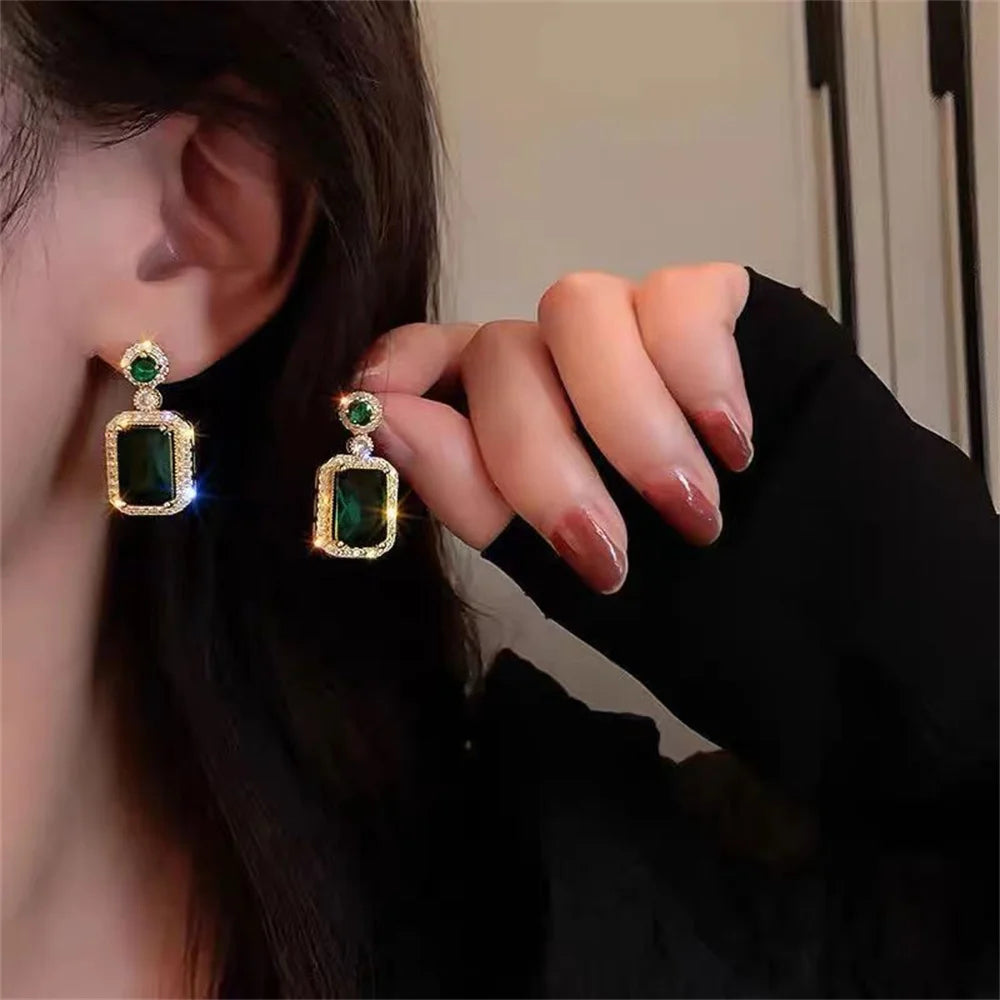 Zircon Luxury Three-piece Jewelry Set 