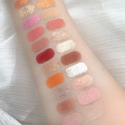 Strawberry Girl Eyeshadow Palette - 24 colours