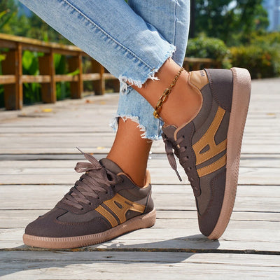 Ladies Black Sneakers Soft-soled Shoes