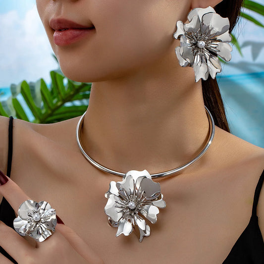 Dubai Ladies Pearl Pendant Necklace Set